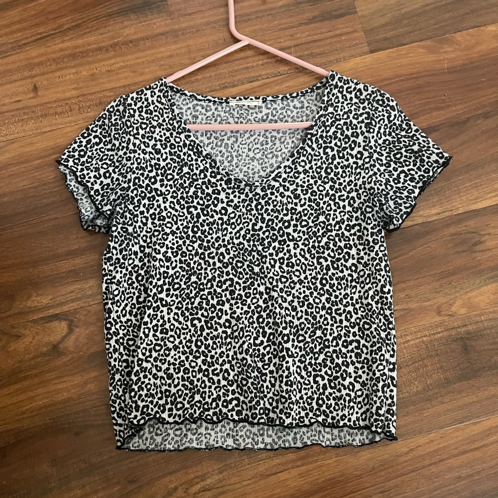 Cheetah Print V-neck